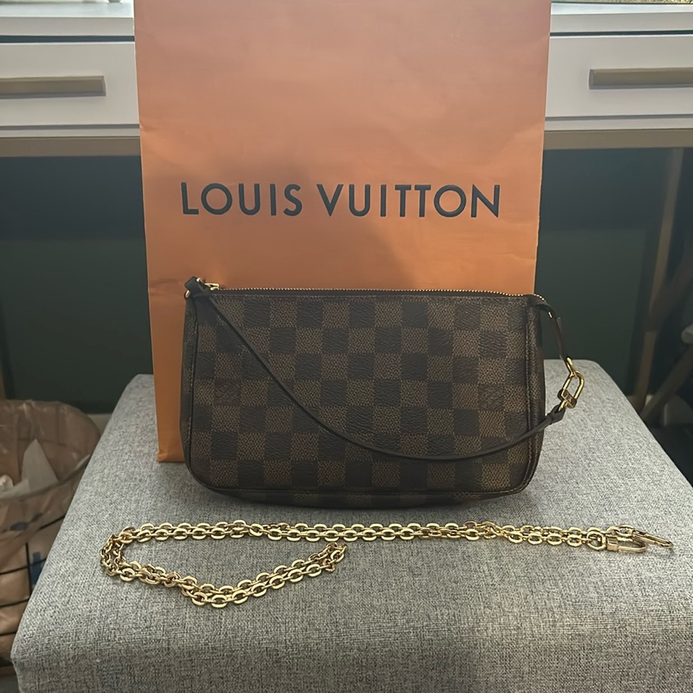 LOUIS VUITTON Damier Ebene Pochette